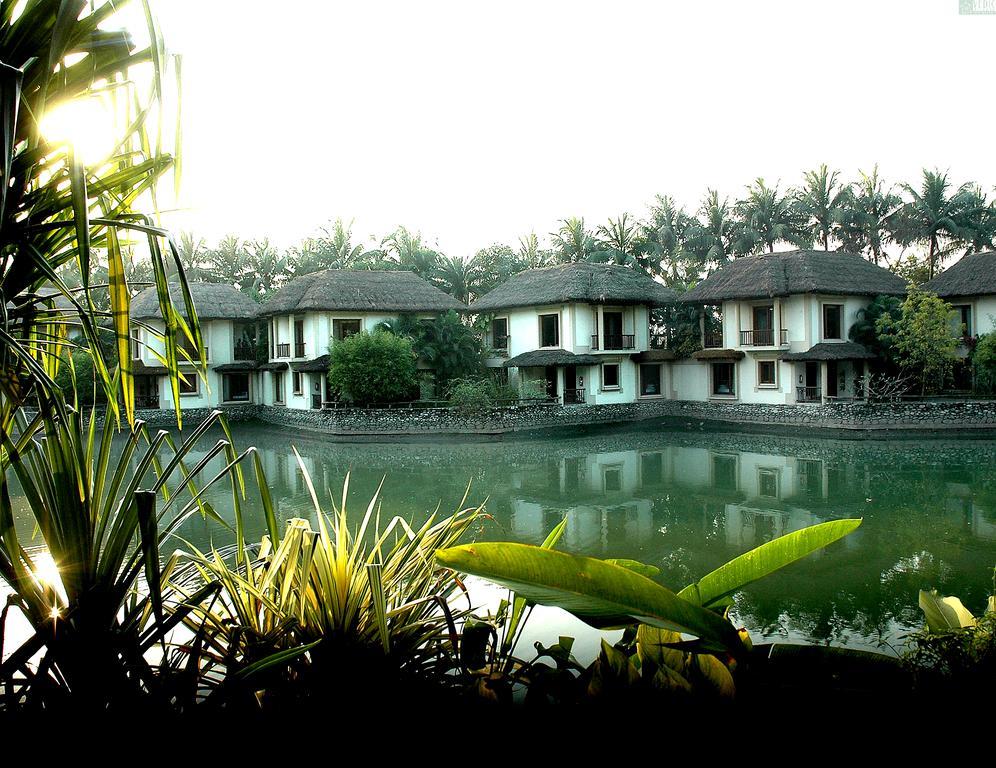 Vedic Village Spa Resort Calcutá Exterior foto